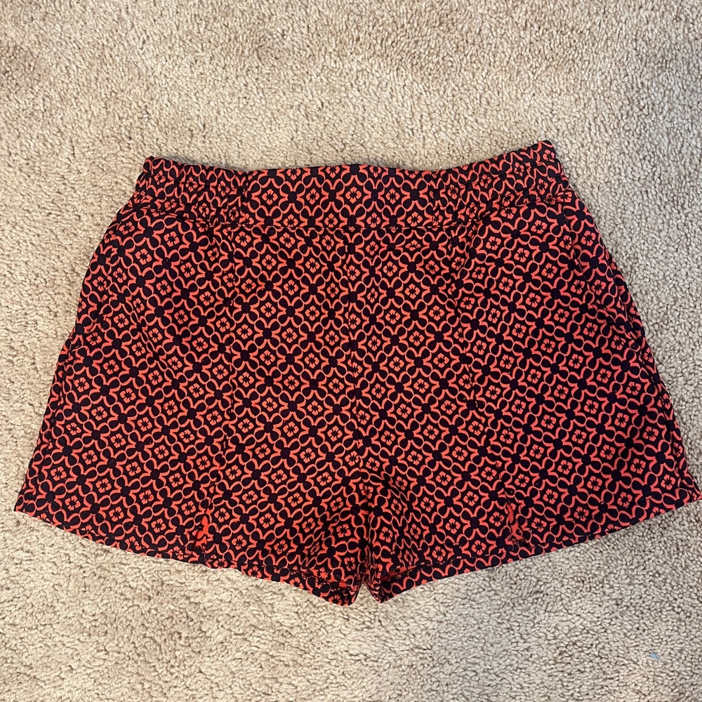 Francesca’s Navy & Red Quilted Shorts